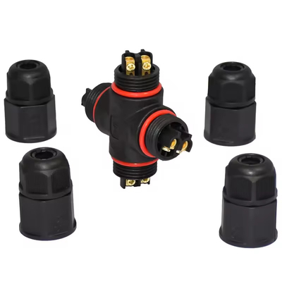 Conector de alimentación impermeable de recubrimiento negro con voltaje nominal de 250 V CA y resistencia de contacto de 10 MΩ